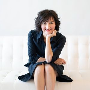 Meet your Posher, Angie